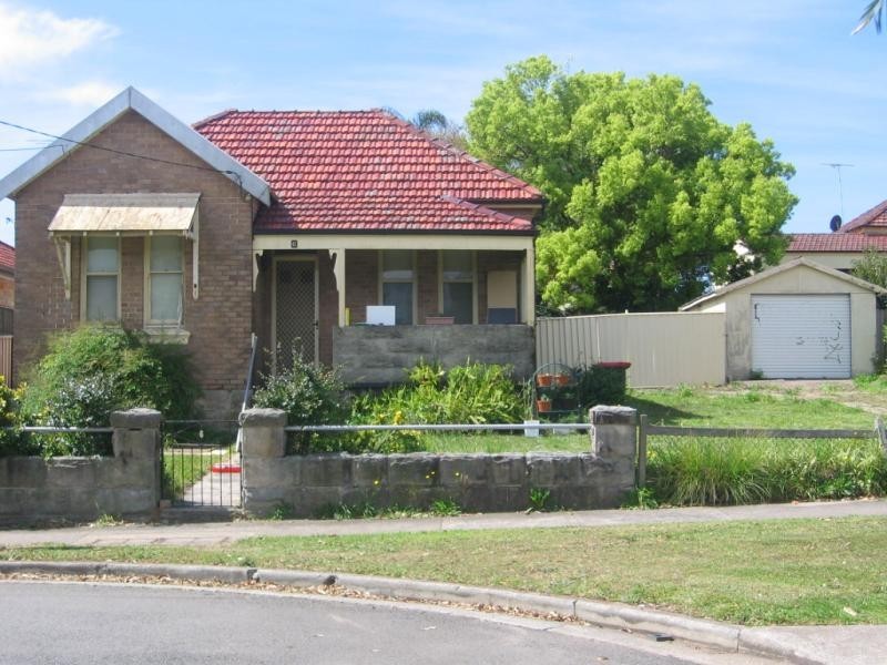 6 Lloyd Street,, Bexley NSW 2207