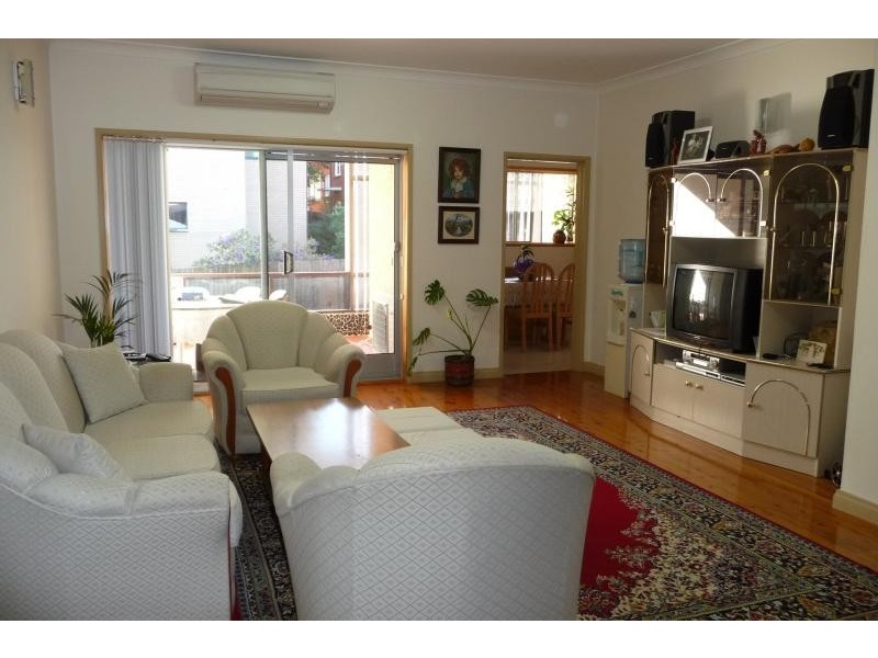 4/13-15 Carnarvon Street, Carlton NSW 2218