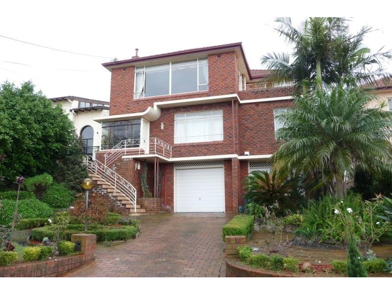 35 Benwerrin Avenue, Carss Park NSW 2221