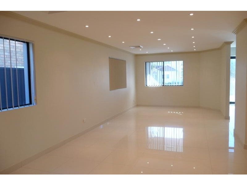 19 Smiths Avenue, Hurstville NSW 2220