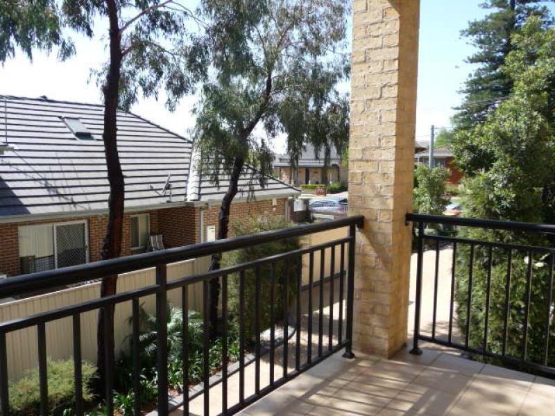 2/80 Connemarra Street, Bexley NSW 2207