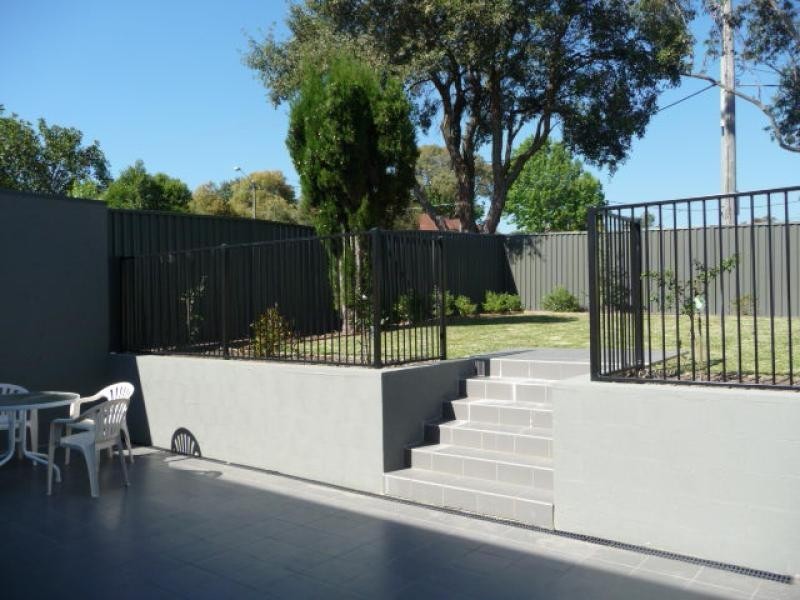 23 Lawrence Street, Peakhurst NSW 2210