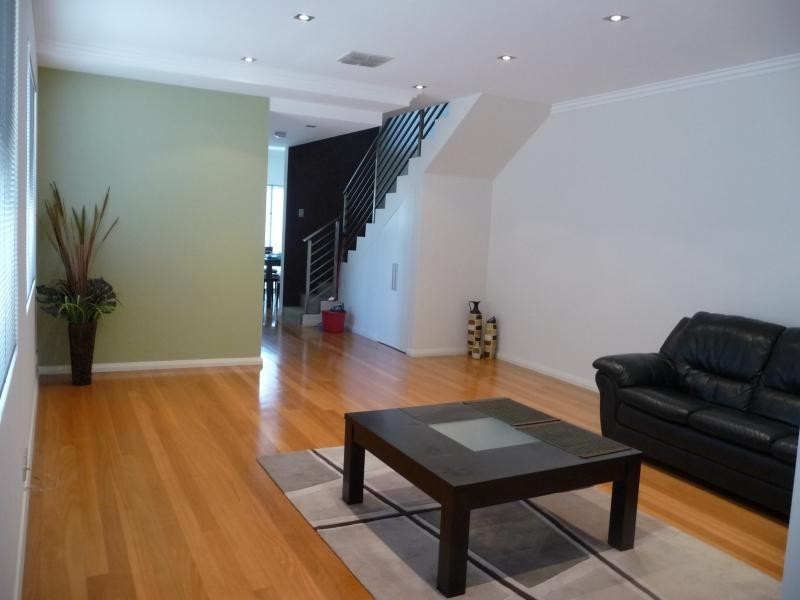 11 Perrys Avenue, Bexley NSW 2207