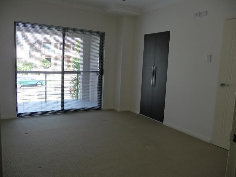 11 Perrys Avenue, Bexley NSW 2207