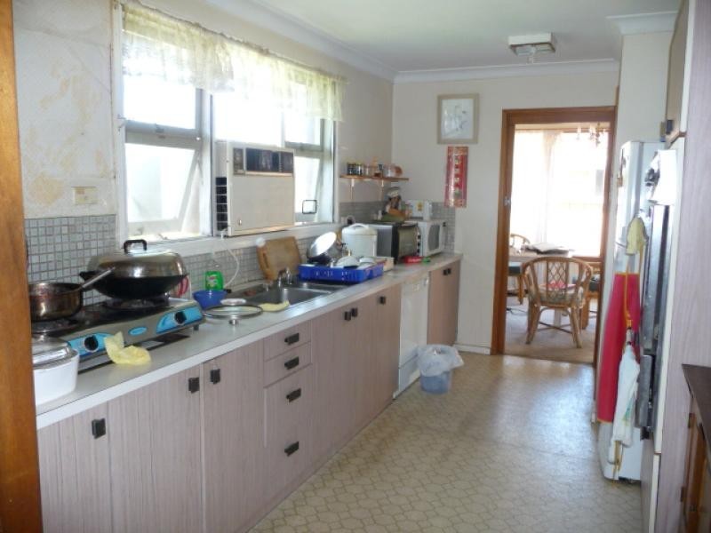 1 Pine Street, Lugarno NSW 2210