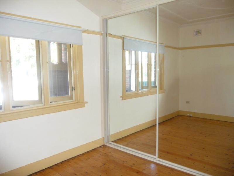 18 Timothy Street, Hurstville NSW 2220