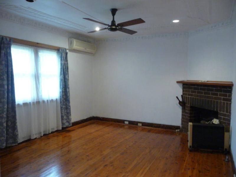 14 Warne Cresent, Beverly Hills NSW 2209