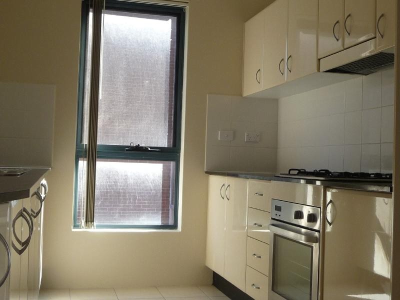 7/52 Woniora Road, Hurstville NSW 2220