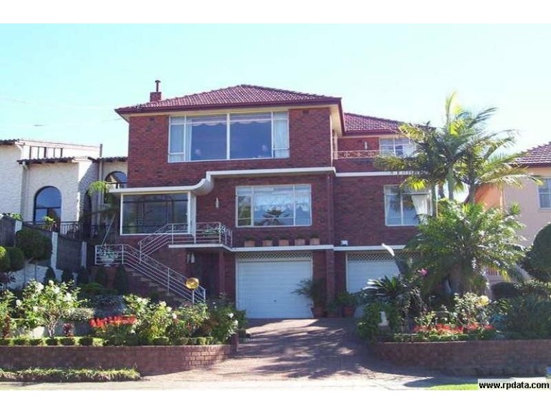 35 Benwerrin Avenue, Carss Park NSW 2221