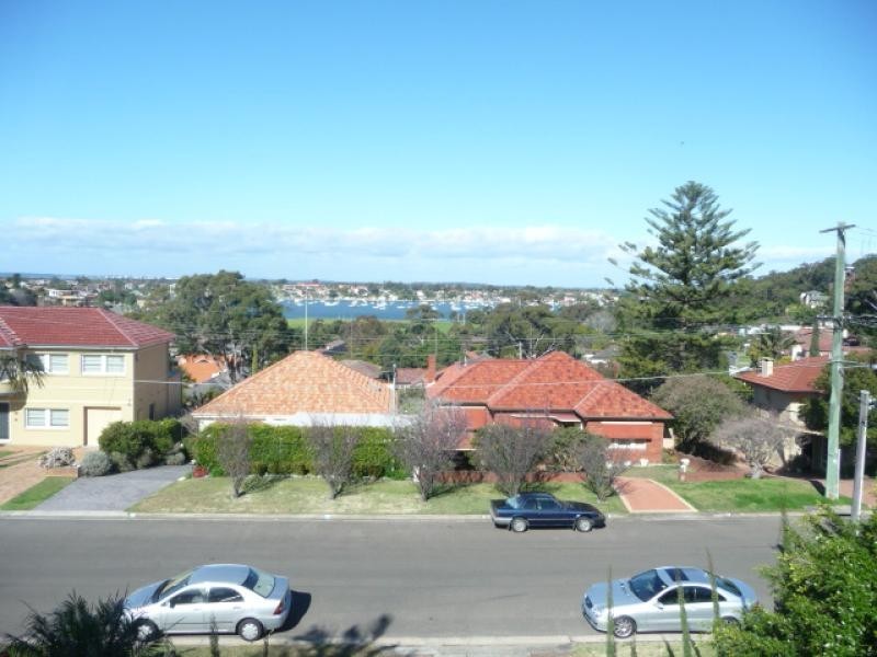 35 Benwerrin Avenue, Carss Park NSW 2221