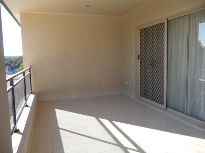 13 Isaac Street, Peakhurst NSW 2210