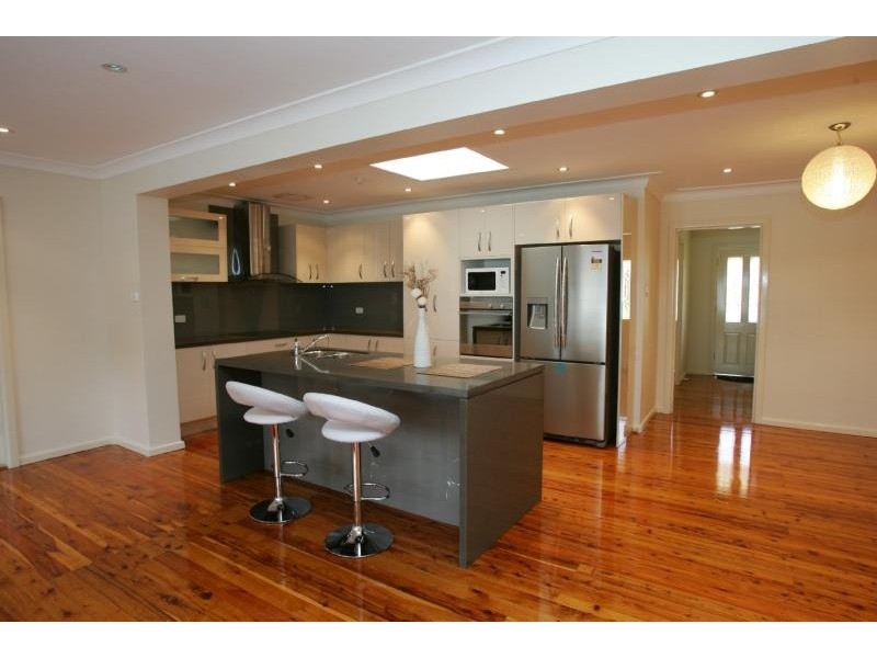 8 Wollondilly Place, Sylvania Waters NSW 2224