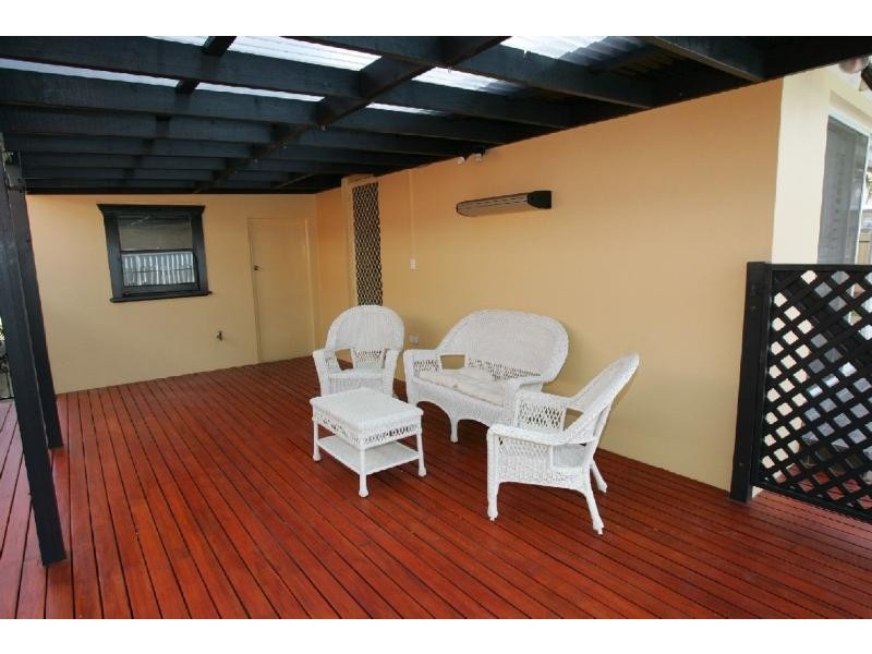 8 Wollondilly Place, Sylvania Waters NSW 2224