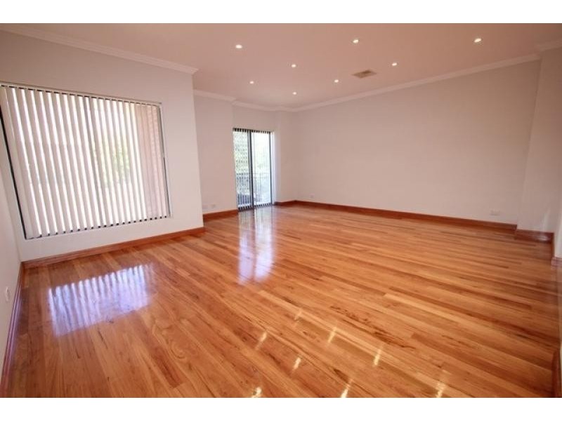 11 Maher Street, Hurstville NSW 2220