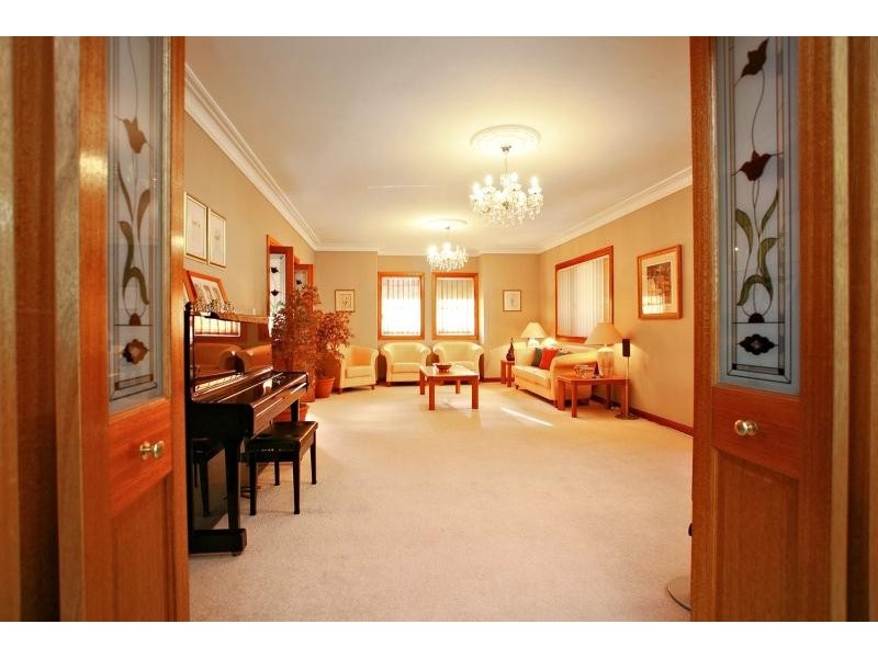 7 Dudley Street, Hurstville NSW 2220