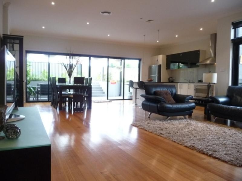 23 Lawrence Street, Peakhurst NSW 2210