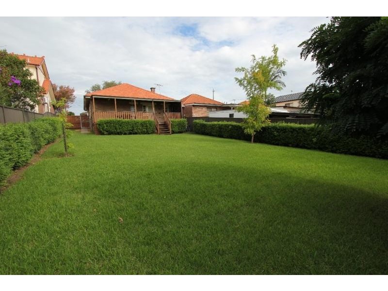 76 Beronga Avenue, Hurstville NSW 2220