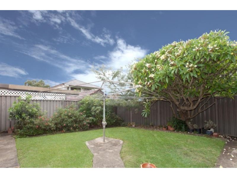 9 Dowset Road, Kingsgrove NSW 2208