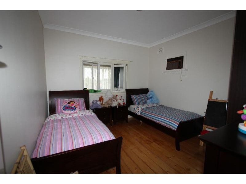 144 Woids Avenue, Carlton NSW 2218