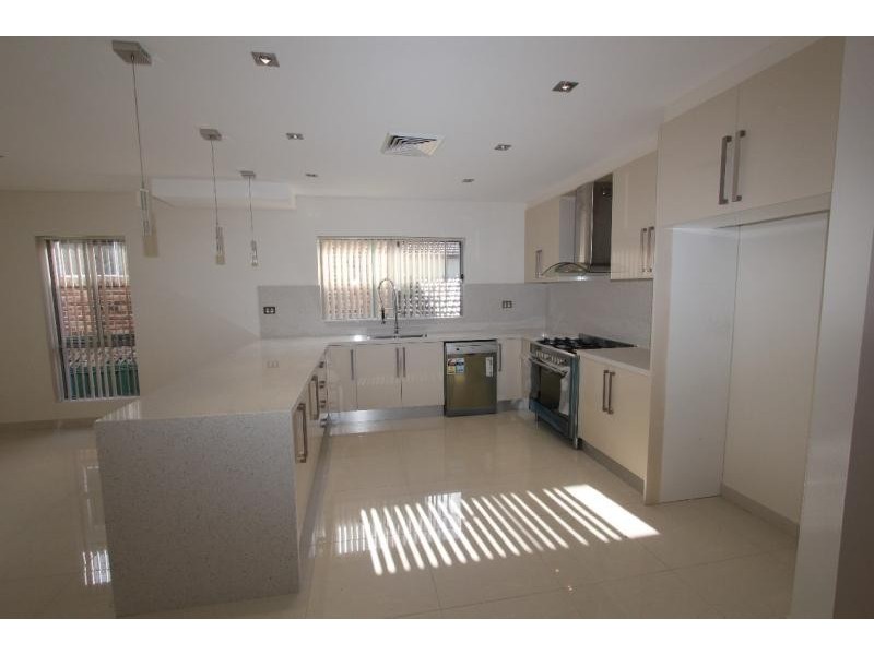 7 Warraba Street, Hurstville NSW 2220