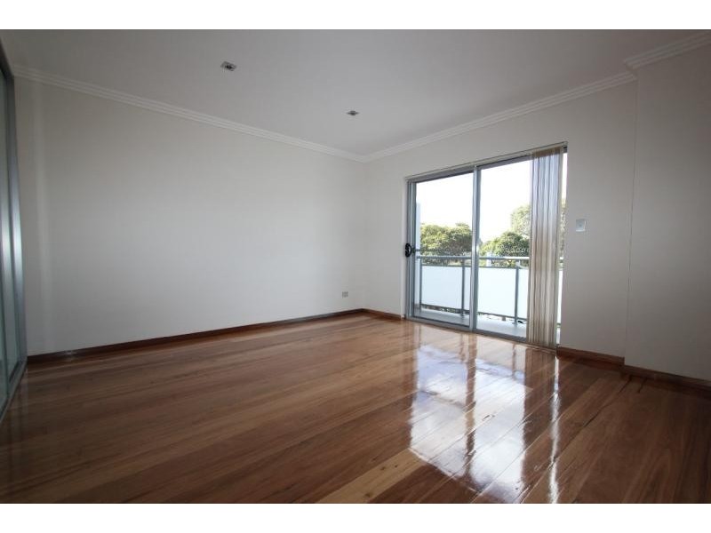 7 Warraba Street, Hurstville NSW 2220