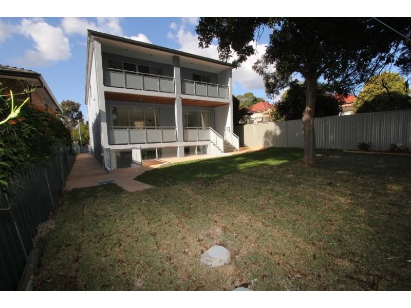 7 Warraba Street, Hurstville NSW 2220
