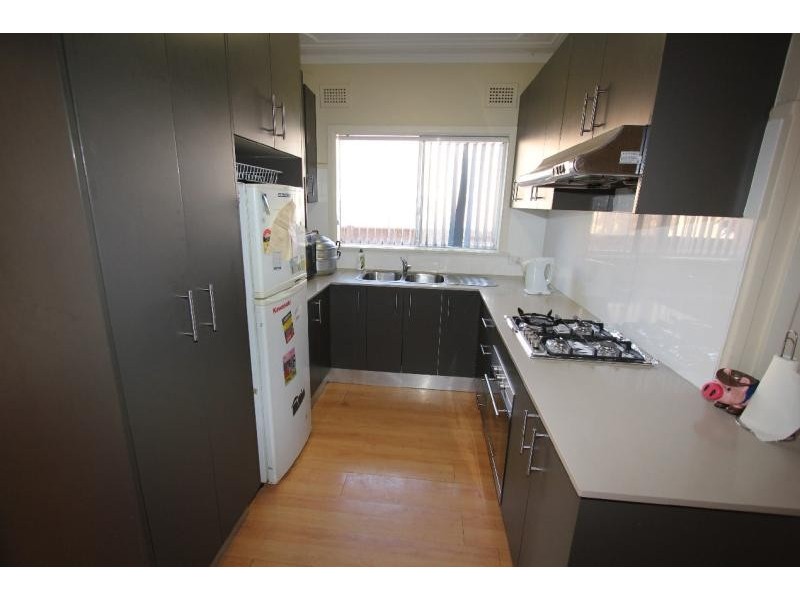 10 Salisbury Avenue, Riverwood NSW 2210