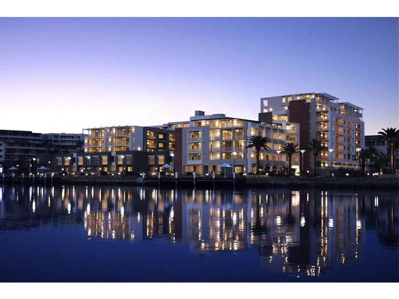 708/27 Hill Road, Wentworth Point NSW 2127