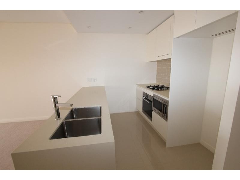 706/25 Hill Road, Wentworth Point NSW 2127