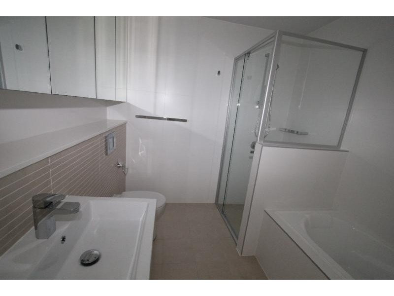 706/25 Hill Road, Wentworth Point NSW 2127