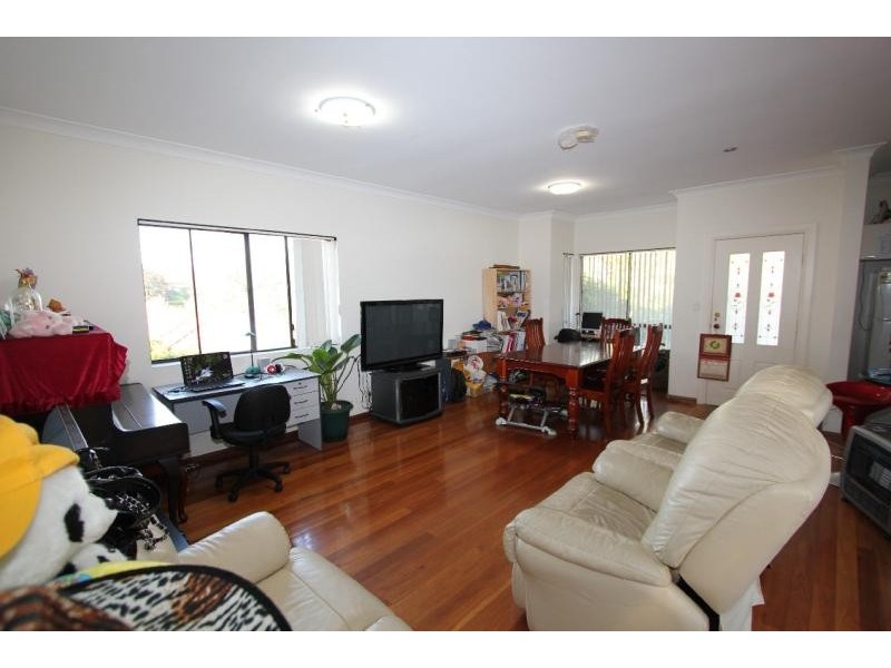 1/76 Washington Street, Bexley NSW 2207