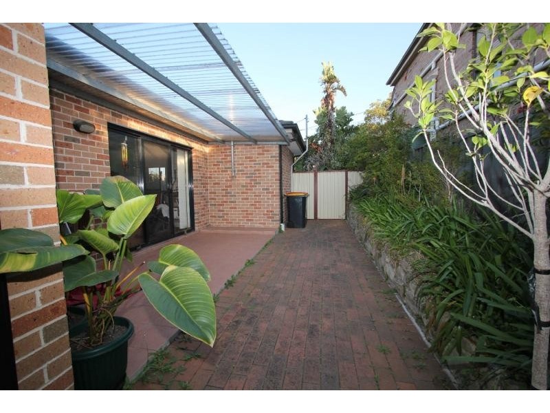 1/76 Washington Street, Bexley NSW 2207