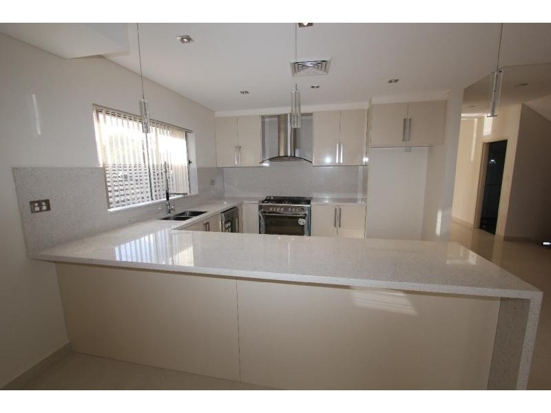 7 Warraba Street, Hurstville NSW 2220