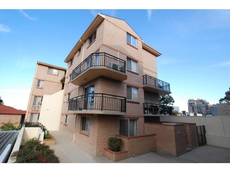 11 MACQUARIE ROAD, Auburn NSW 2144