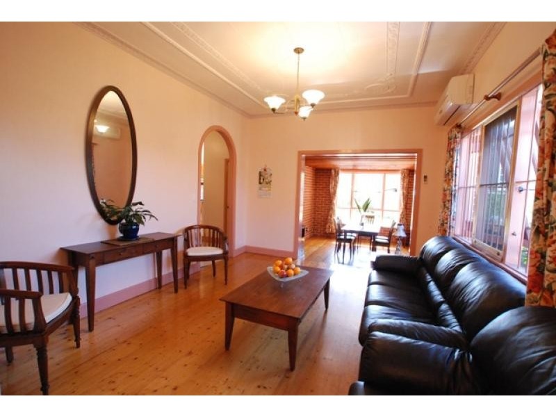 16 WELLINGTON ROAD, Auburn NSW 2144