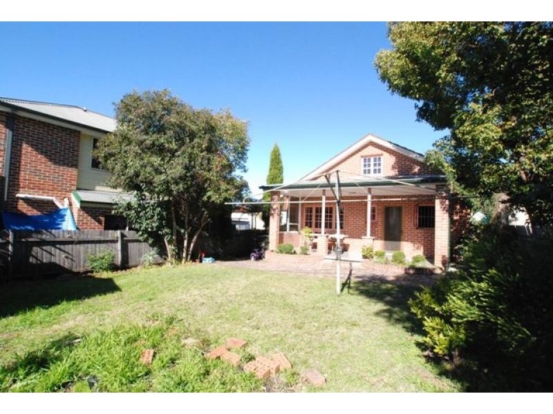 16 WELLINGTON ROAD, Auburn NSW 2144