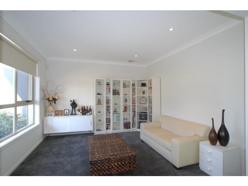 27 Botanica Drive, Lidcombe NSW 2141