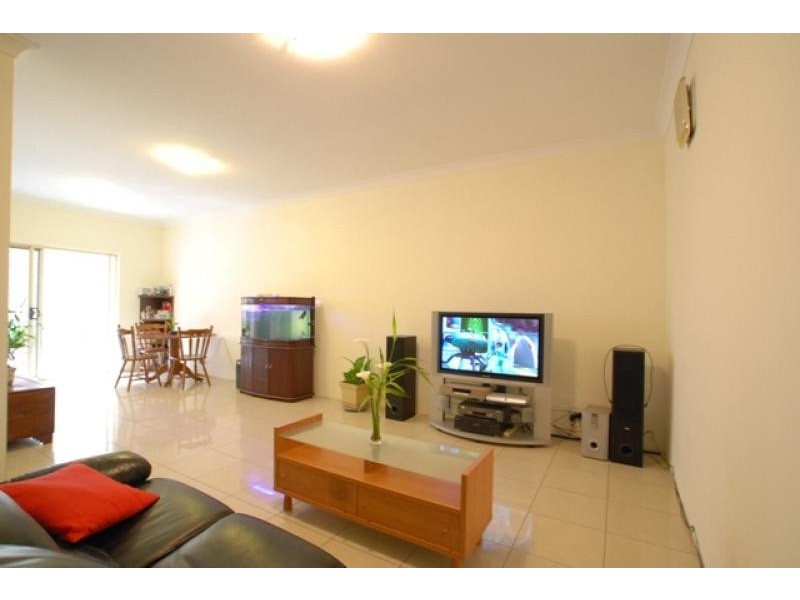 3/53 Underwood Road, Homebush NSW 2140