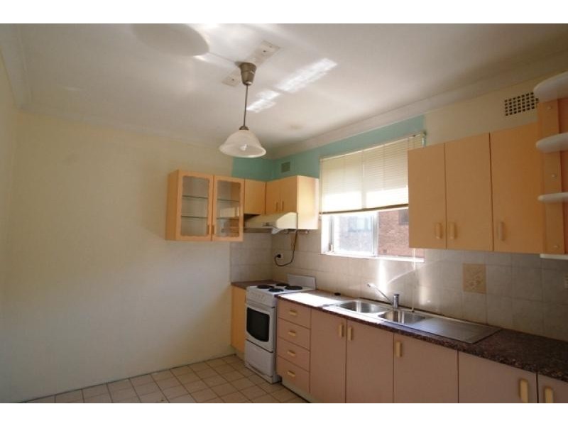 13 Doodson Avenue, Lidcombe NSW 2141