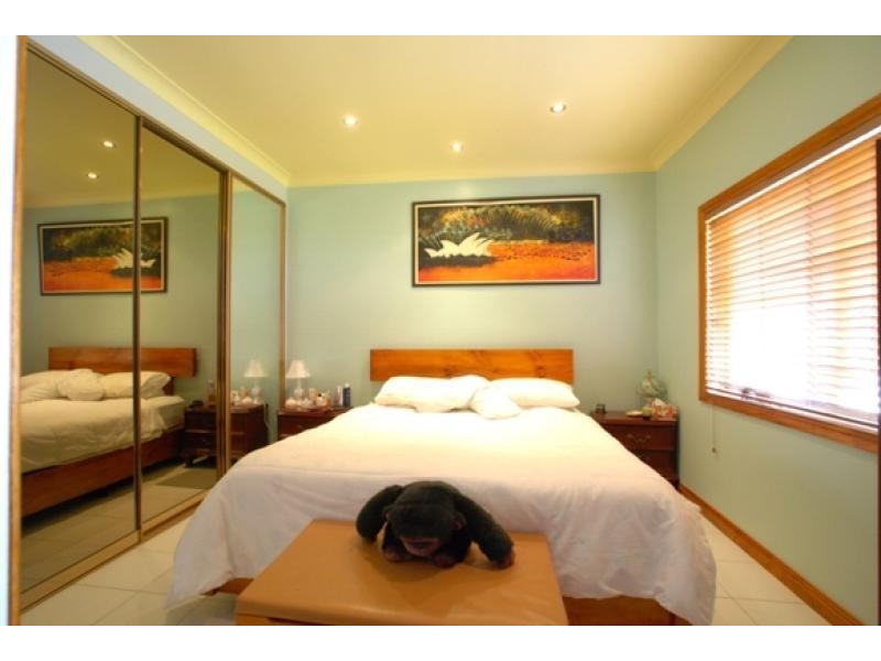 89 Amy Street, Regents Park NSW 2143