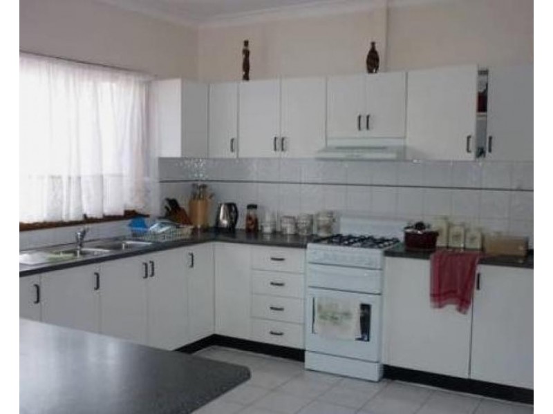 8 ST HILLIERS ROAD, Auburn NSW 2144