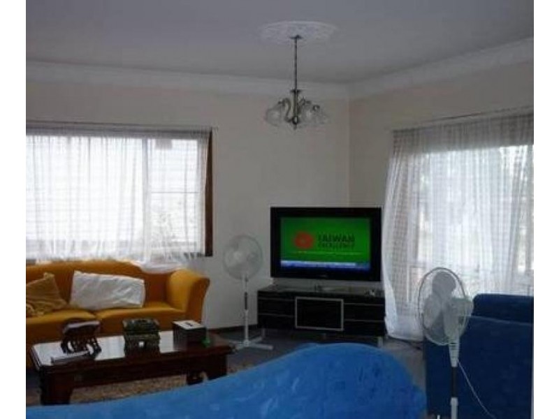 8 St Hilliers Road, Auburn NSW 2144