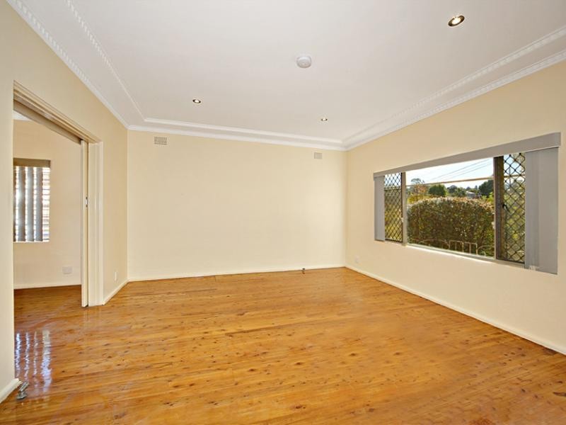 64 DICKSON AVENUE, West Ryde NSW 2114