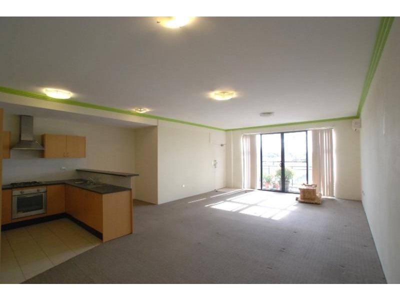 31/8-10 Northumberland Road, Auburn NSW 2144