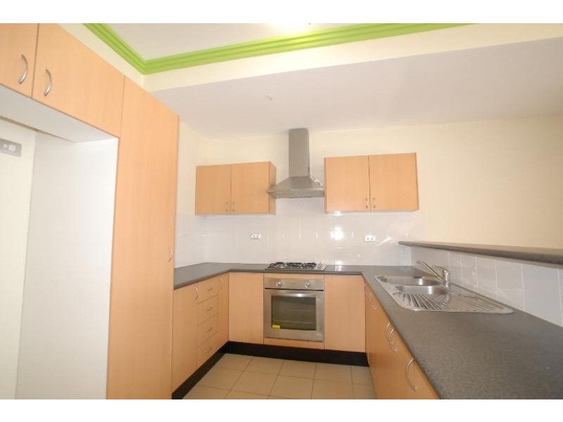 31/8-10 Northumberland Road, Auburn NSW 2144