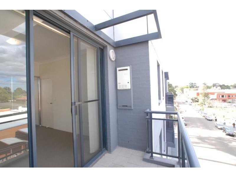31/8-10 Northumberland Road, Auburn NSW 2144