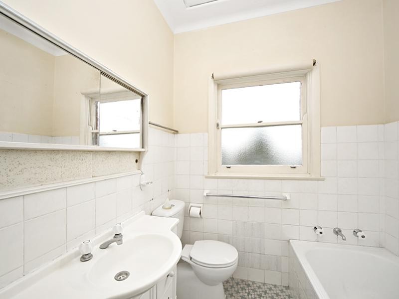 7 Eric Crescent, Lidcombe NSW 2141