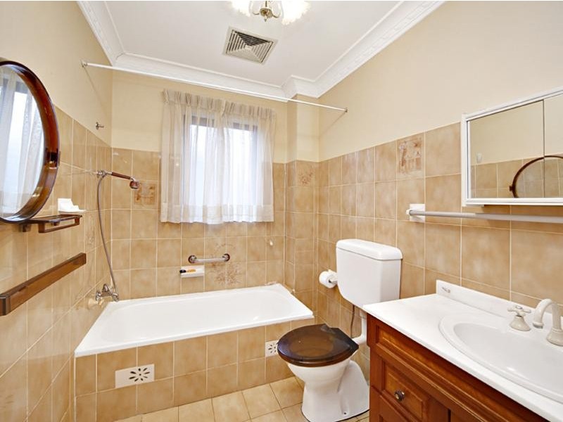 26 Queen Street, Auburn NSW 2144