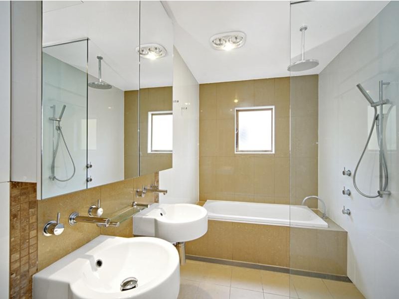 14 Clucas Road, Regents Park NSW 2143