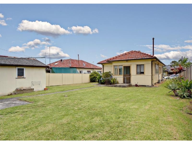 12 Gallipoli Street, Lidcombe NSW 2141